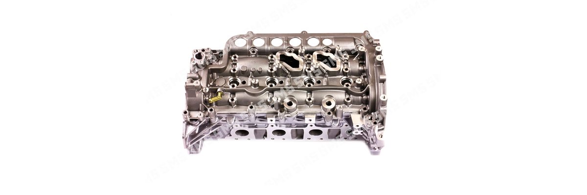 CYLINDER HEAD Bare AMC