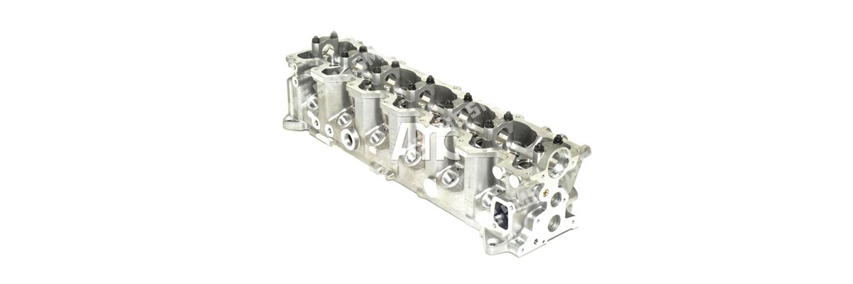 CYLINDER HEAD Complete (no camshaft) 12 / 1997> AMC