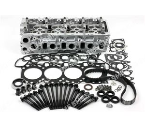 CYLINDER HEAD KIT Hiace ->8 / 2010 (no valves)