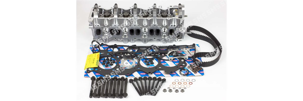 CYLINDER HEAD KIT (complete AMC head less camshaft)