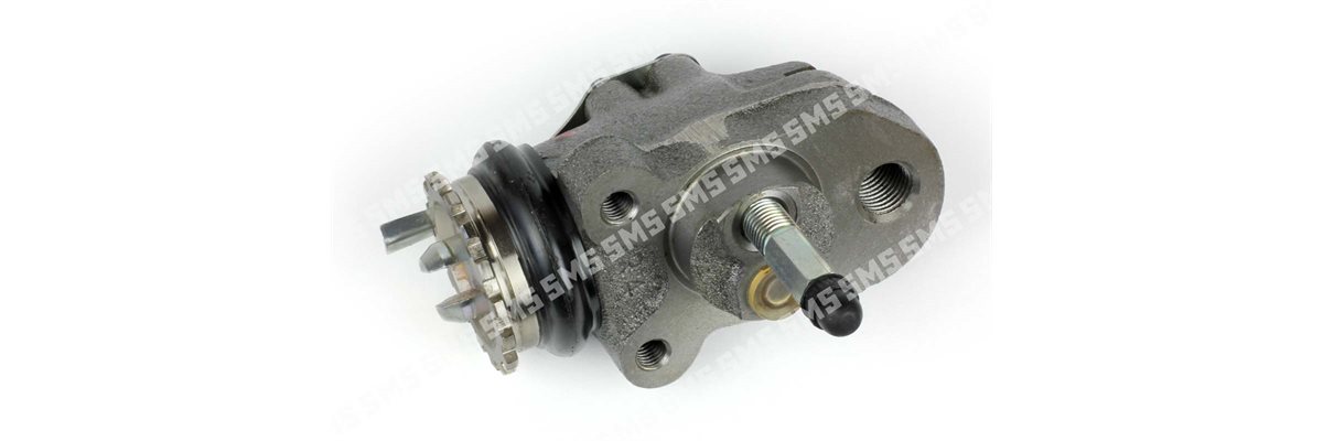 WHEEL CYLINDER RH Front (1 5 / 16")